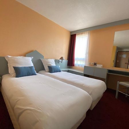 Brit Hotel Essentiel Moulins 아베르메스 외부 사진