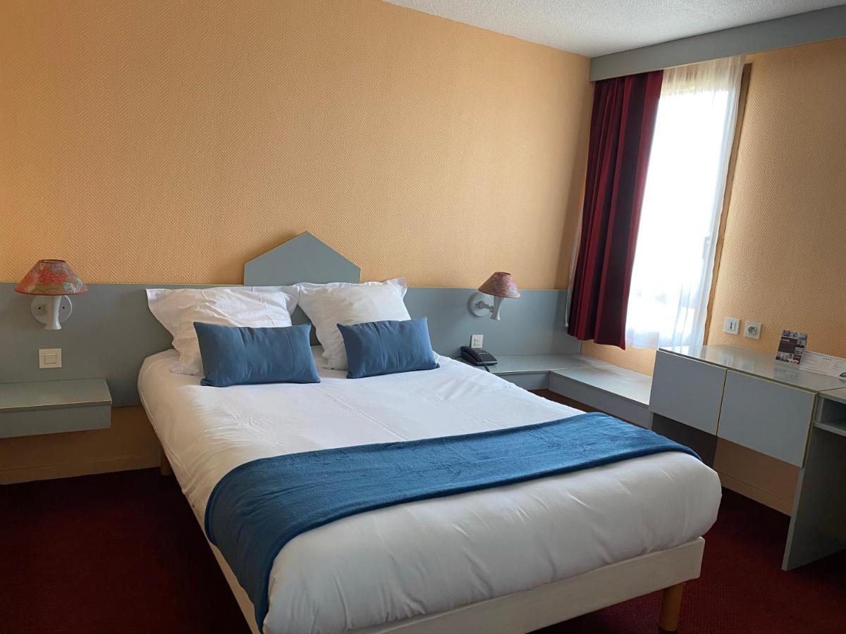 Brit Hotel Essentiel Moulins 아베르메스 외부 사진
