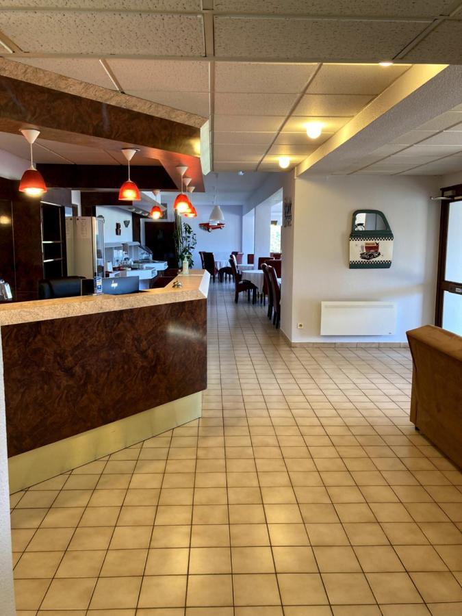 Brit Hotel Essentiel Moulins 아베르메스 외부 사진