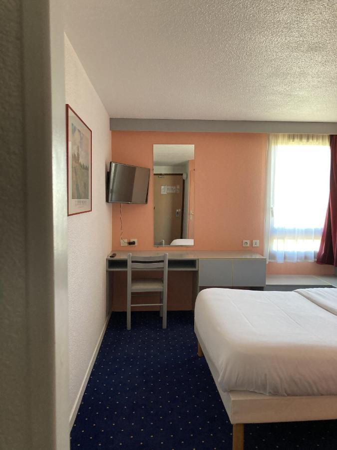 Brit Hotel Essentiel Moulins 아베르메스 외부 사진