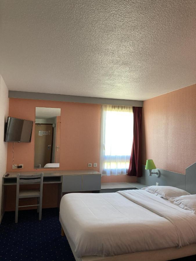 Brit Hotel Essentiel Moulins 아베르메스 외부 사진
