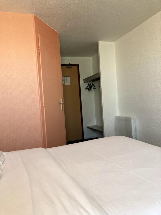 Brit Hotel Essentiel Moulins 아베르메스 외부 사진