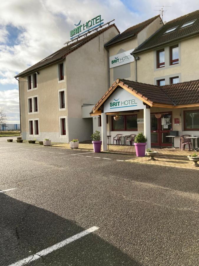 Brit Hotel Essentiel Moulins 아베르메스 외부 사진