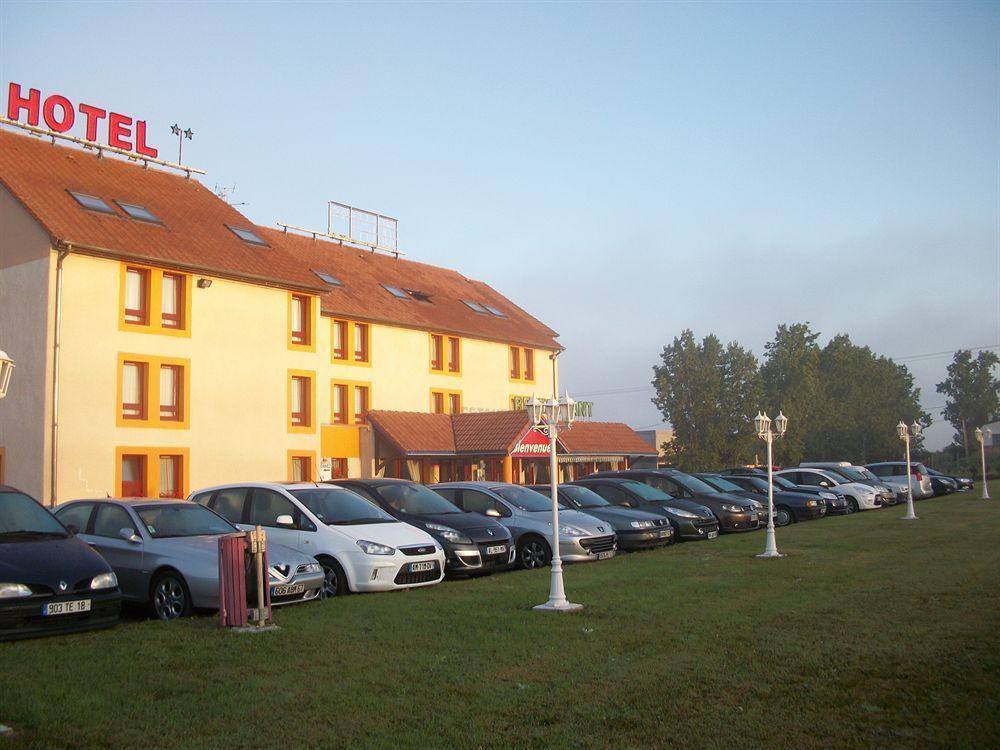 Brit Hotel Essentiel Moulins 아베르메스 외부 사진