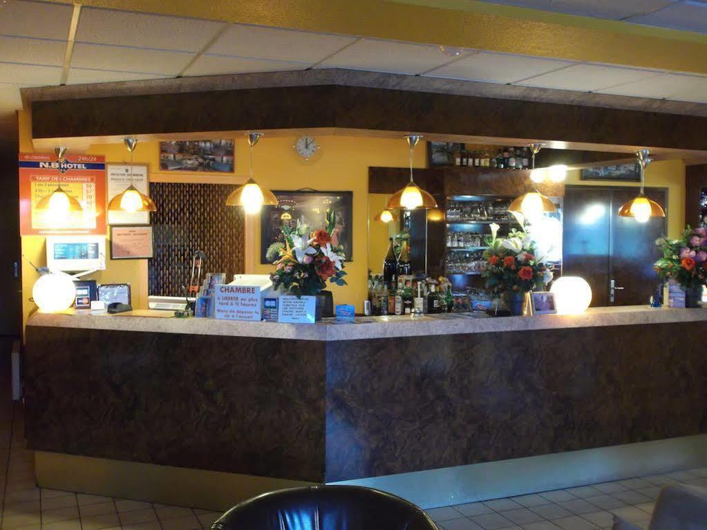 Brit Hotel Essentiel Moulins 아베르메스 외부 사진